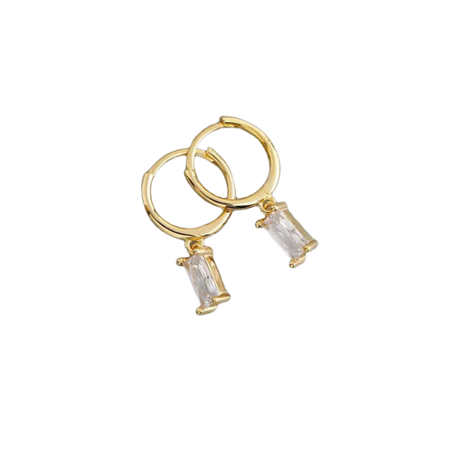 Amelie Earring Set, delicate and elegant design crafted from premium materials, ideal for enhancing your look with timeless sophistication.