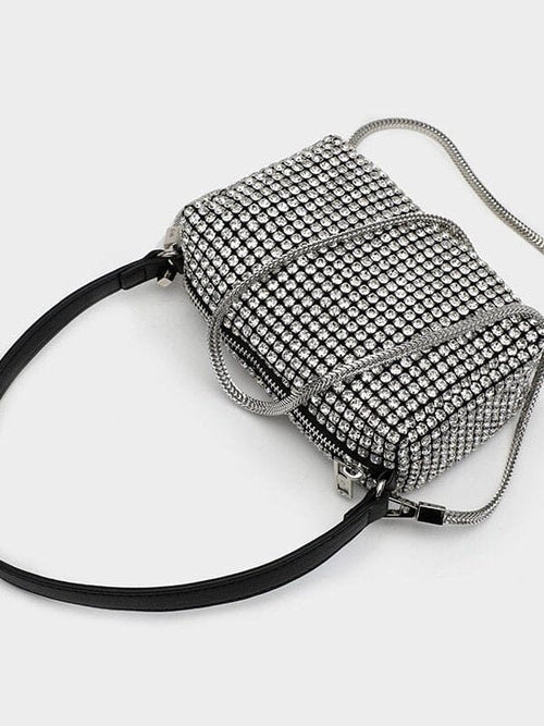 Bag Turim – a structured, modern handbag with clean lines and a sophisticated silhouette.

