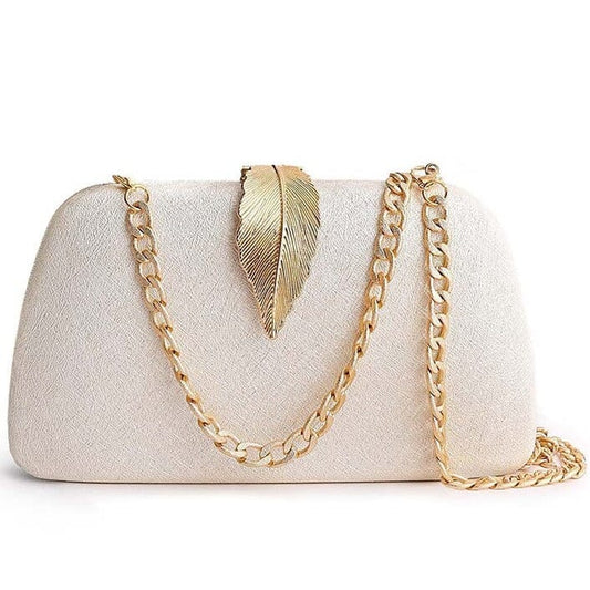 Bag Viena – elegant and versatile handbag with a modern, structured design.

