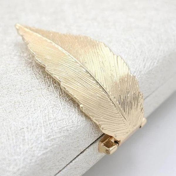 Bag Viena – elegant and versatile handbag with a modern, structured design.

