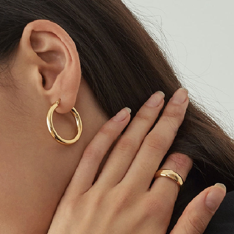 Classic Hoop Earrings, timeless and elegant jewelry that adds sophistication and charm to any look.