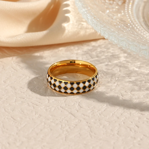 Image of the Cleopatra Ring – a bold and elegant ring with regal design, inspired by the iconic beauty of ancient queens.

