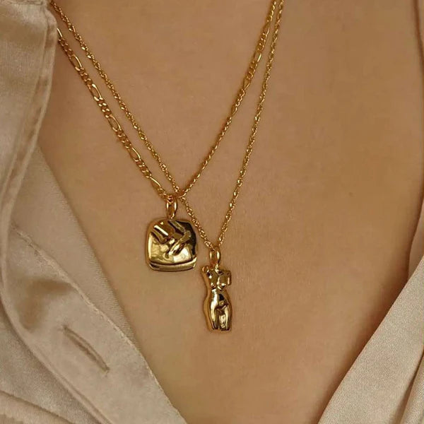 La Femme Necklace – elegant, feminine jewelry piece perfect for a refined, modern look.

