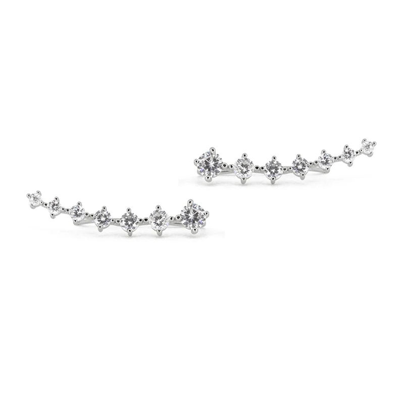 Sophie Ear Climber S925, sterling silver earrings with a chic and modern design, perfect for adding elegance and style to your look.