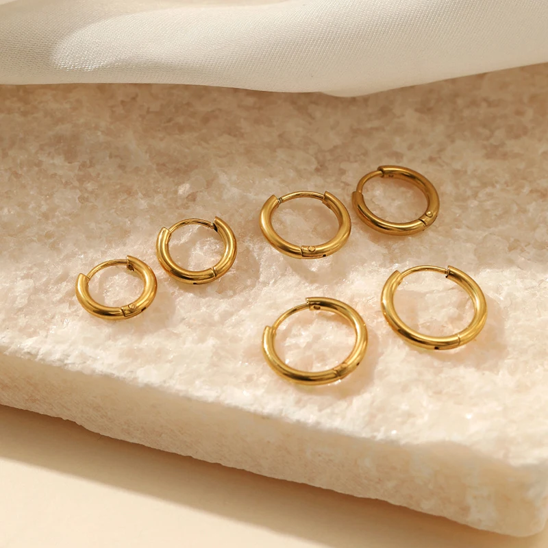 Victoria Hoops, classic and chic hoop earrings that add sophistication and elegance to any outfit.